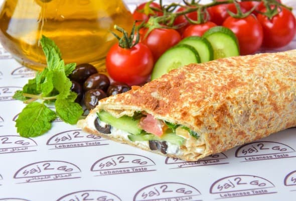 Saj Labneh w Makdos