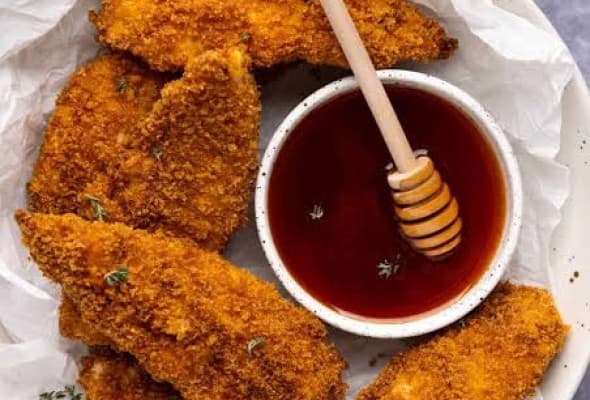 Chicken Strips BBQ/Buffalo Dipped in Honey (6 Pcs)